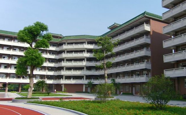 2014ʵѧУسγϢ